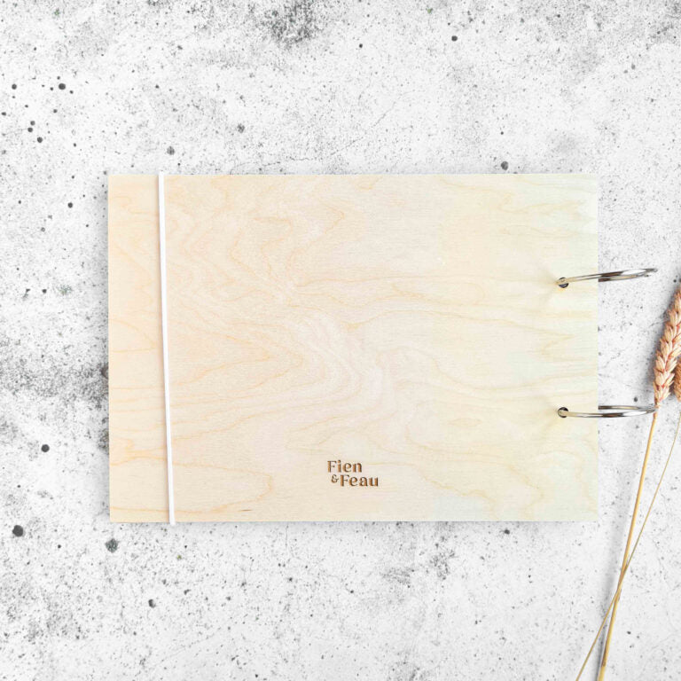 Houten bewaarbundel Geboortekaartjes