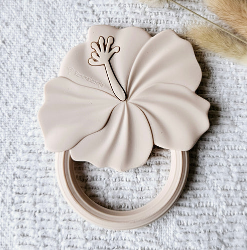 Siliconen Bijtring Hibiscus Beige