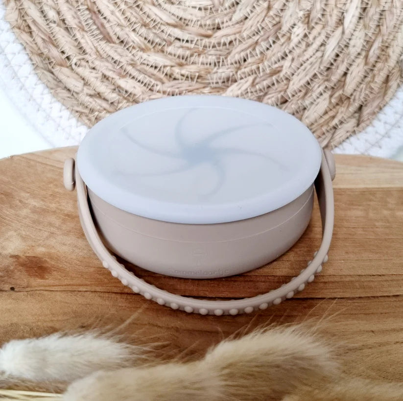 Siliconen opvouwbare snack cup met deksel Zand